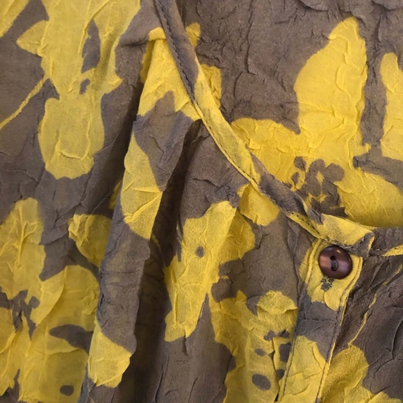 Blouse - Picture 2 of 6